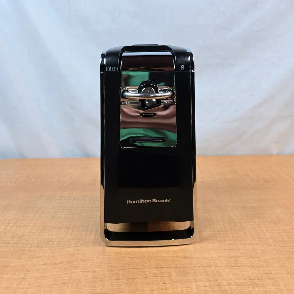 Hamilton Beach Electric Can Opener 76606Z Retractible Cord new, open box Black